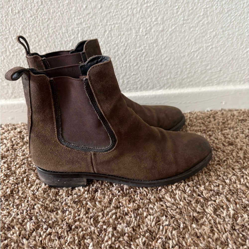 Thursday Women’s Suede Chelsea Ankle Boots Duchess